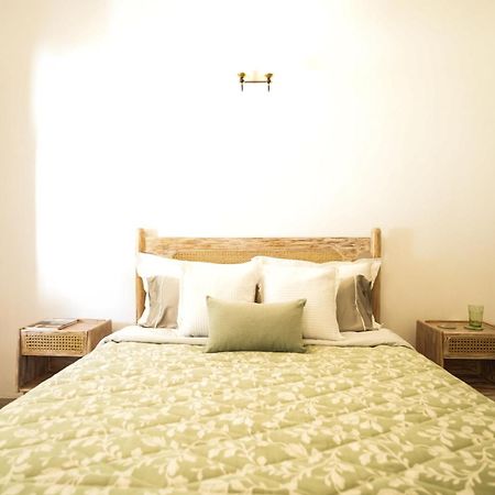 Summer House - Private Villa Close To International Airport Bia Джа-Ела Екстериор снимка