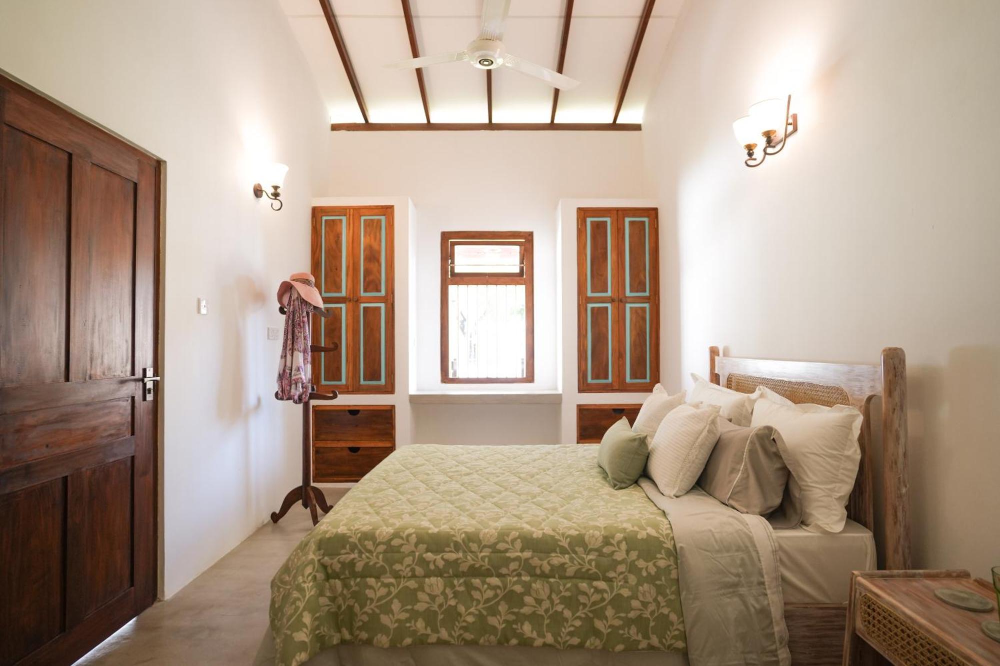 Summer House - Private Villa Close To International Airport Bia Джа-Ела Екстериор снимка